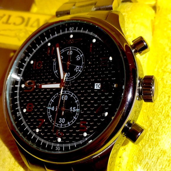⌚️INVICTA®Black & StainlessSteel SilverWatch⌚️Retails $799 If you Know You Know